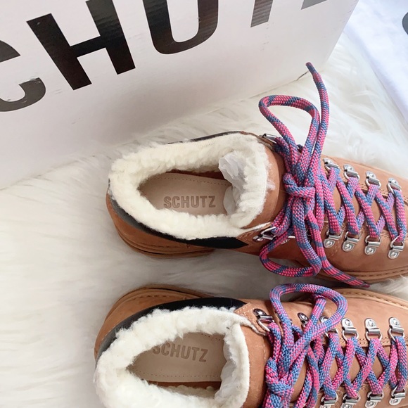 Brand new boots - Picture 7 of 7